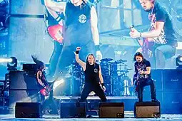 Kipelov performing in 2014