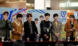 Snuper at an autograph event at Lotte Mall in Gimpo, October 2018.Left to right: Taewoong, Suhyun, Sangil, Woosung, Sangho and Sebin