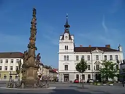 Tyršovo Square with the town hall