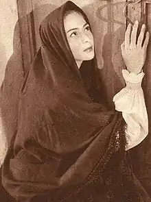 Color photo of Columba Domínguez.