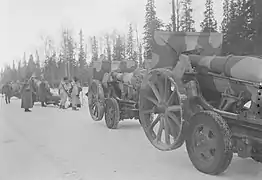 Finnish artillery in action near Murmansk.