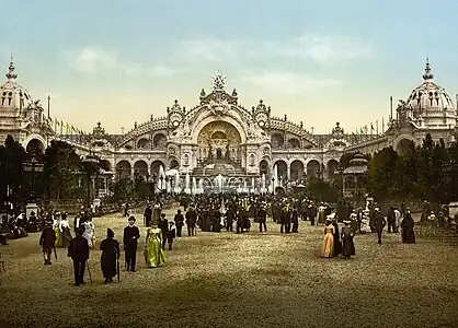 The Chateau d'eau and plaza of the Paris Universal Exposition of 1900, which stood near  today's Grand Palais.  The fountains were illuminated with different colors at night, but by 1900 electricity was no longer a novelty.