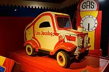 Lou Jacobs miniature clown car, 1951โ1952, with gas pump