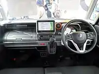 Spacia Gear Hybrid XZ interior