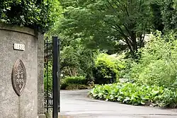 Entrance to Elk Rock Gardens of the Bishop's Close in Dunthorpe