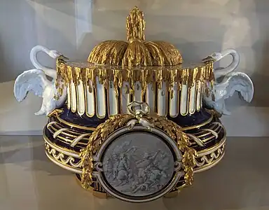 Louis XVI style vase a medallion and swans, by Jean-Baptiste-Étienne Genest and the Sèvres Porcelain Manufactory, designed in 1766 c.1767, soft-paste porcelain, Louvre